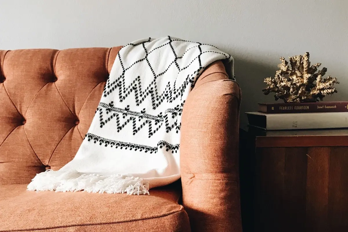 Brug for et break i hverdagen? 5 tips til at indrette et afslapningshjørne i stuen